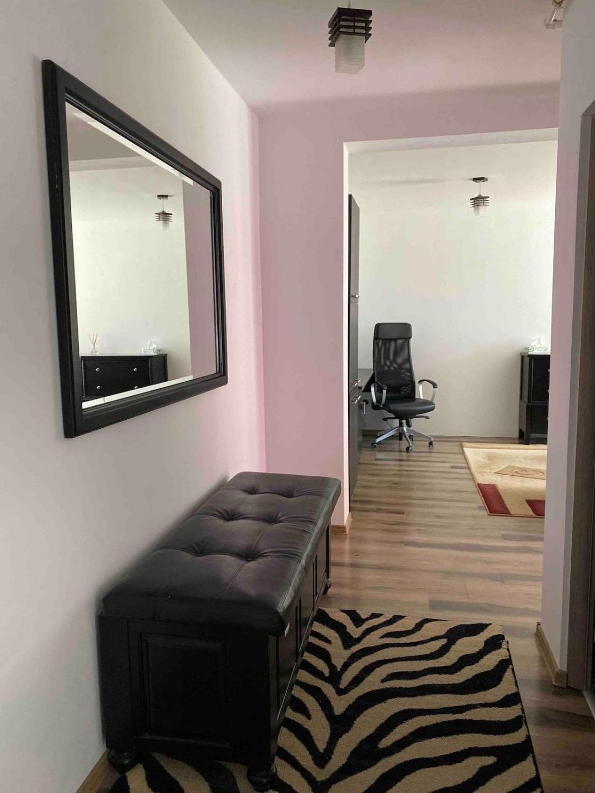 Laura Apartament Târgu-Mureş Εξωτερικό φωτογραφία